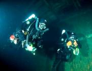 Divers in cyprus diving with twinsets and rebreathers with scubatech divers
